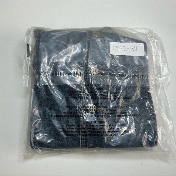 Disneys Mickey Mouse Kids Hooded Towl Wrap - Picture 9 of 10